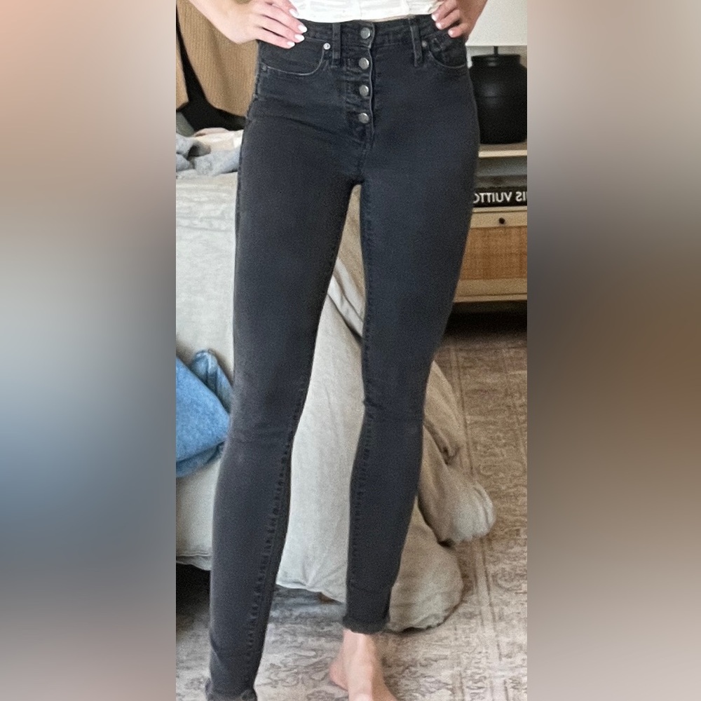 Madewell 10” high rise black skinny jeans